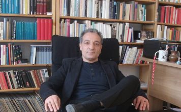 “Edebiyatsız Bir Felsefe Bana Aşksız Bir İlişki Gibi Gelir”